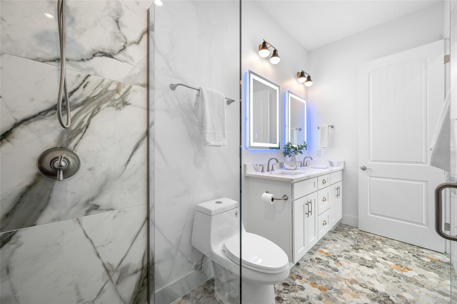 CRYSTAL ISLAND - Residential