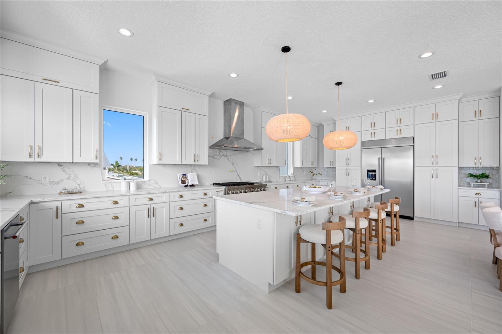 CRYSTAL ISLAND - Residential