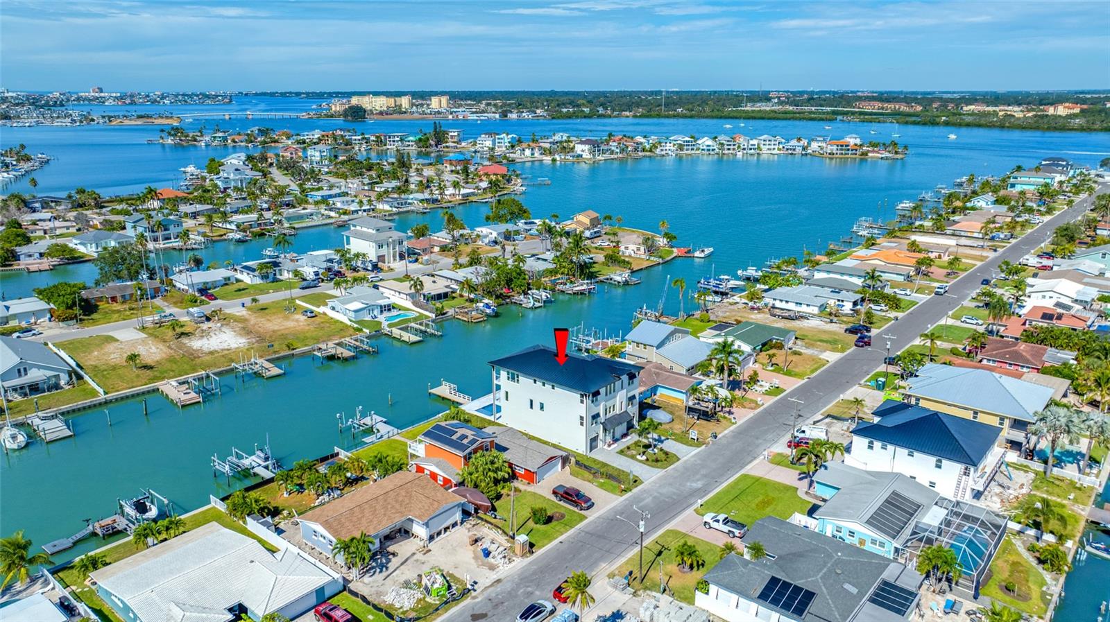 CRYSTAL ISLAND - Residential