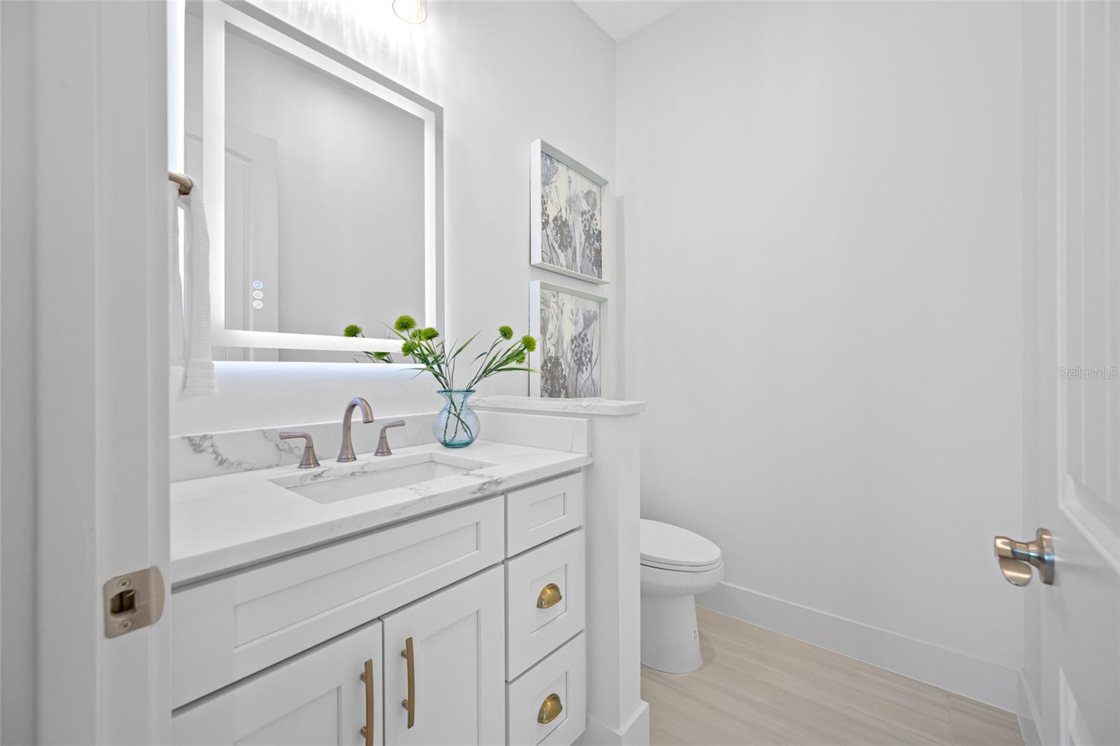 CRYSTAL ISLAND - Residential