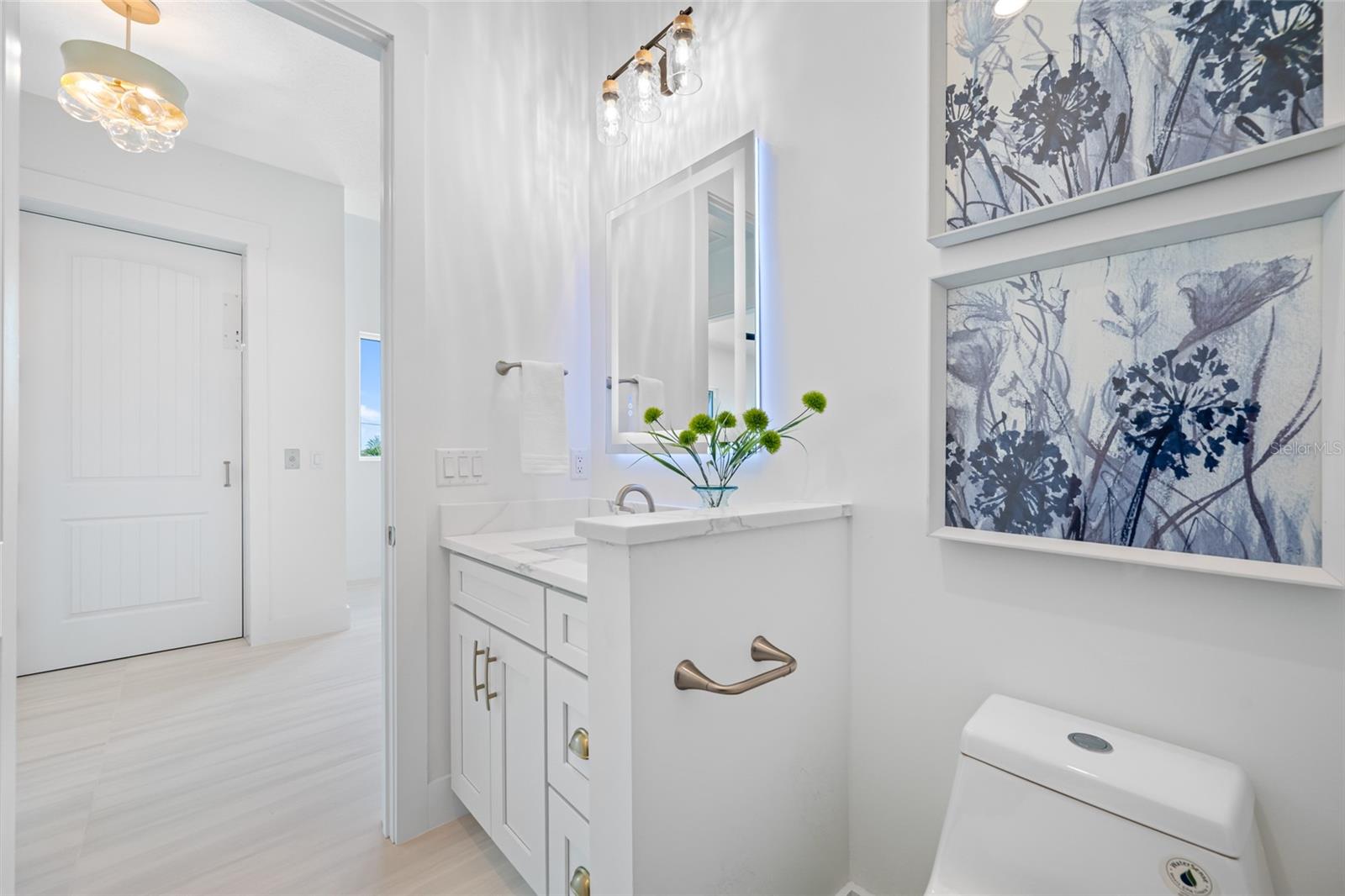 CRYSTAL ISLAND - Residential