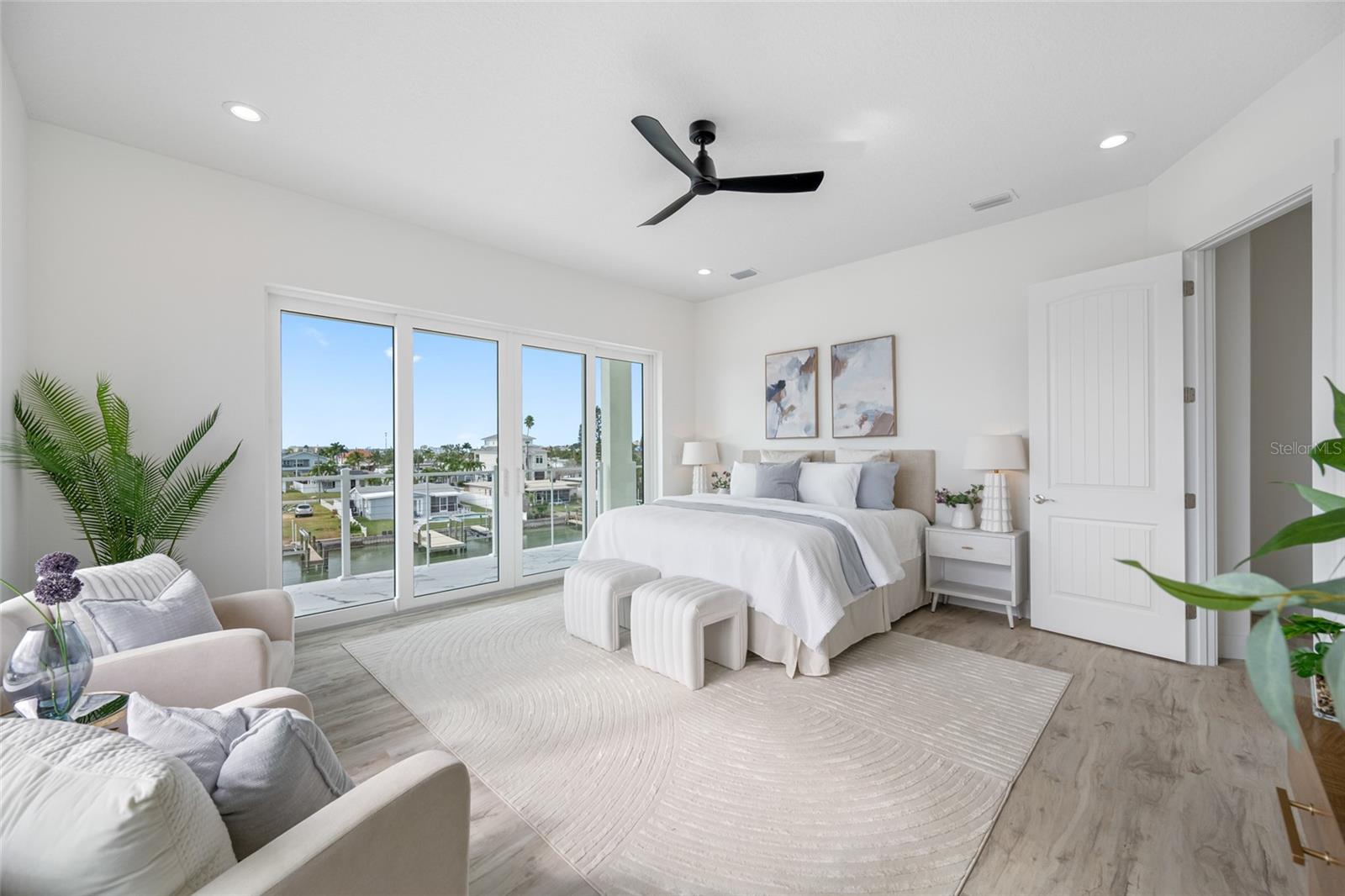 CRYSTAL ISLAND - Residential