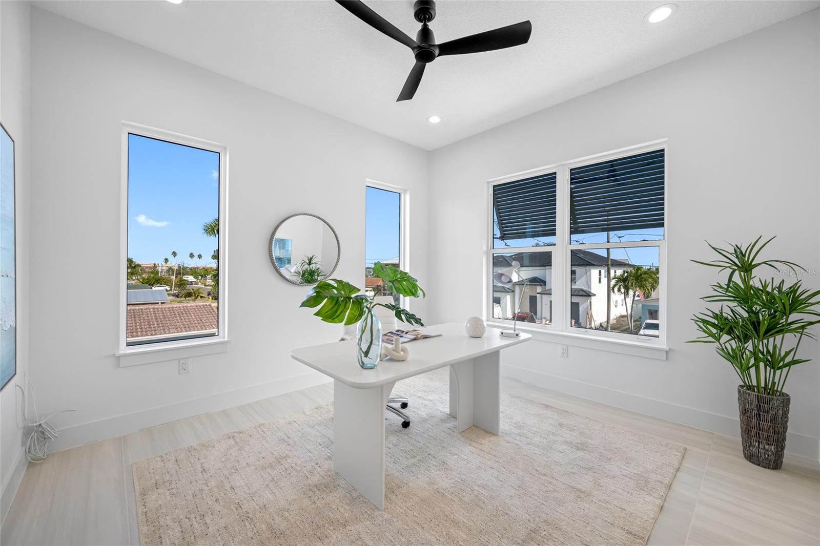 CRYSTAL ISLAND - Residential