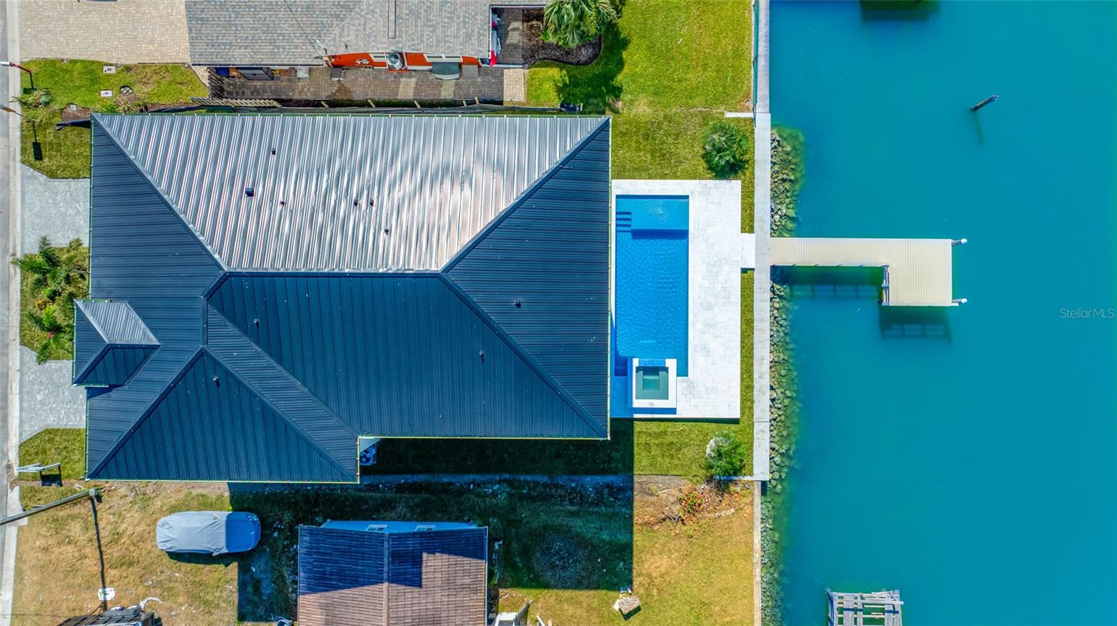 CRYSTAL ISLAND - Residential