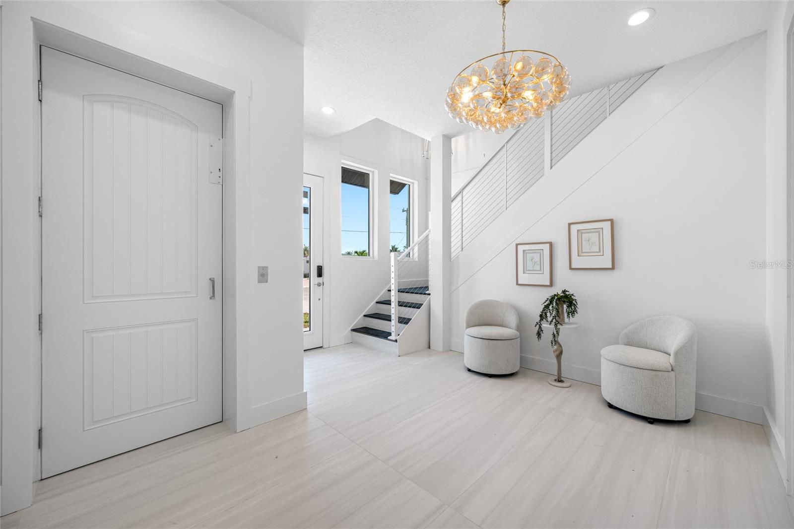 CRYSTAL ISLAND - Residential