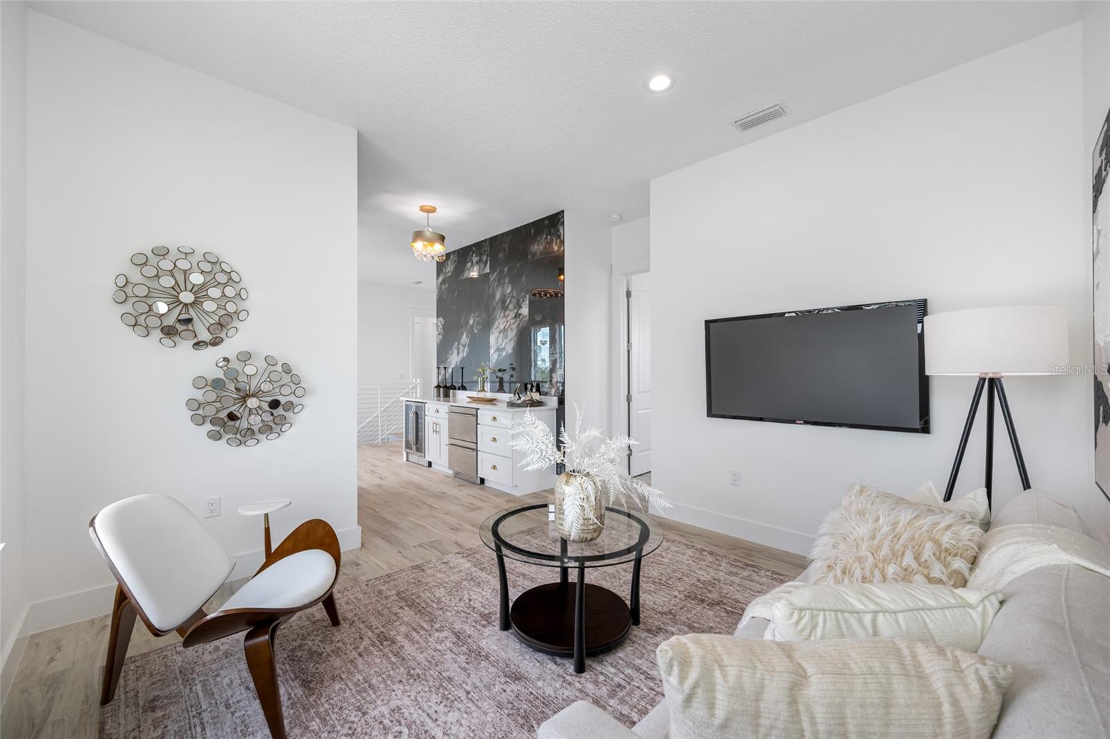 CRYSTAL ISLAND - Residential