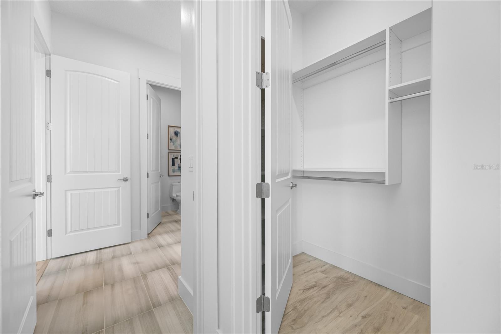 CRYSTAL ISLAND - Residential