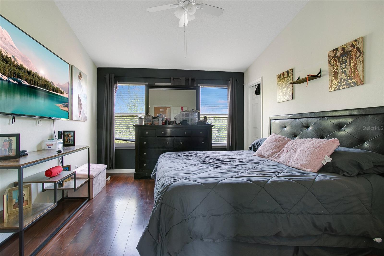 JACKSON PARK CONDOMINIUMS - Residential