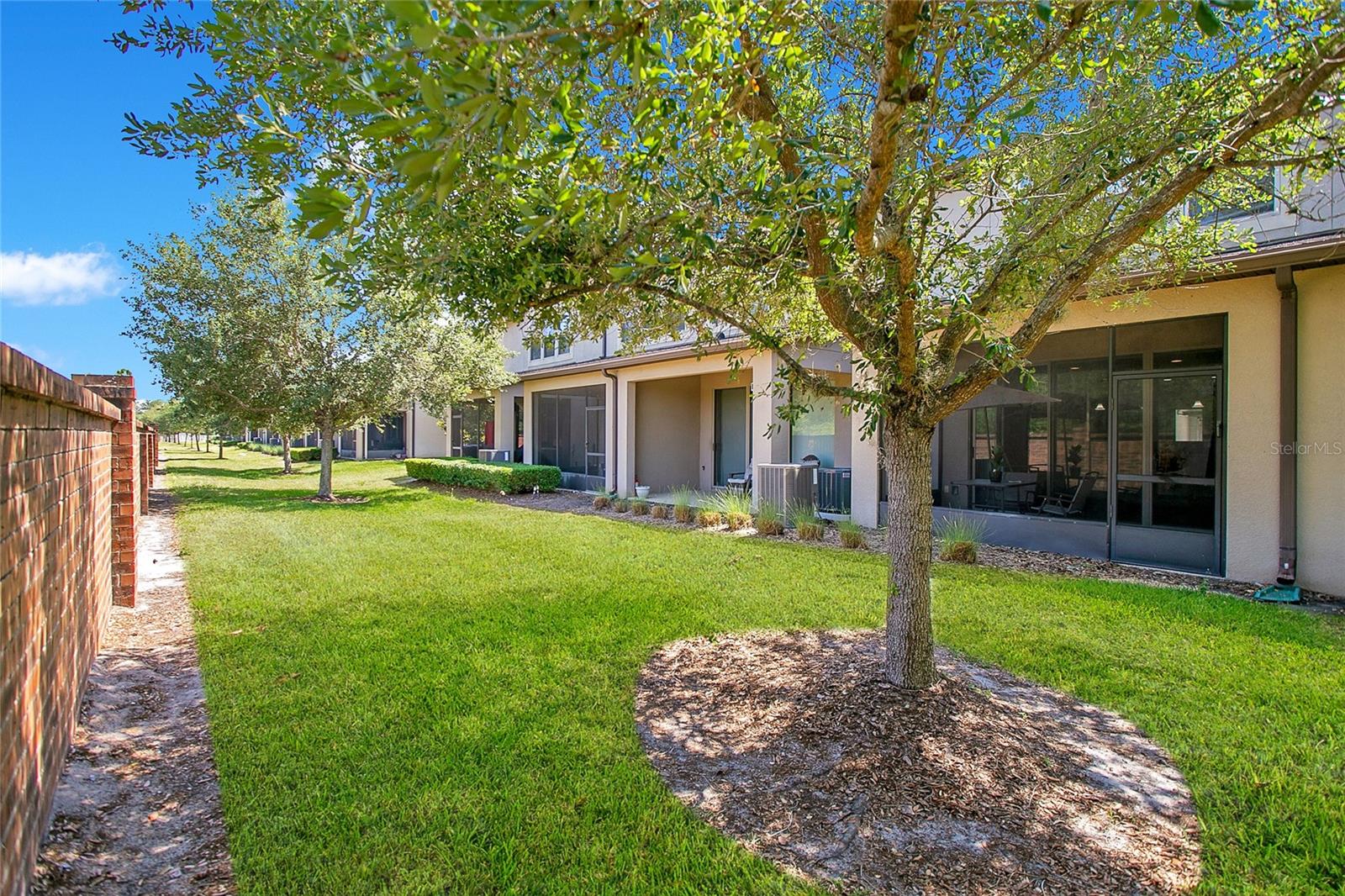 JACKSON PARK CONDOMINIUMS - Residential