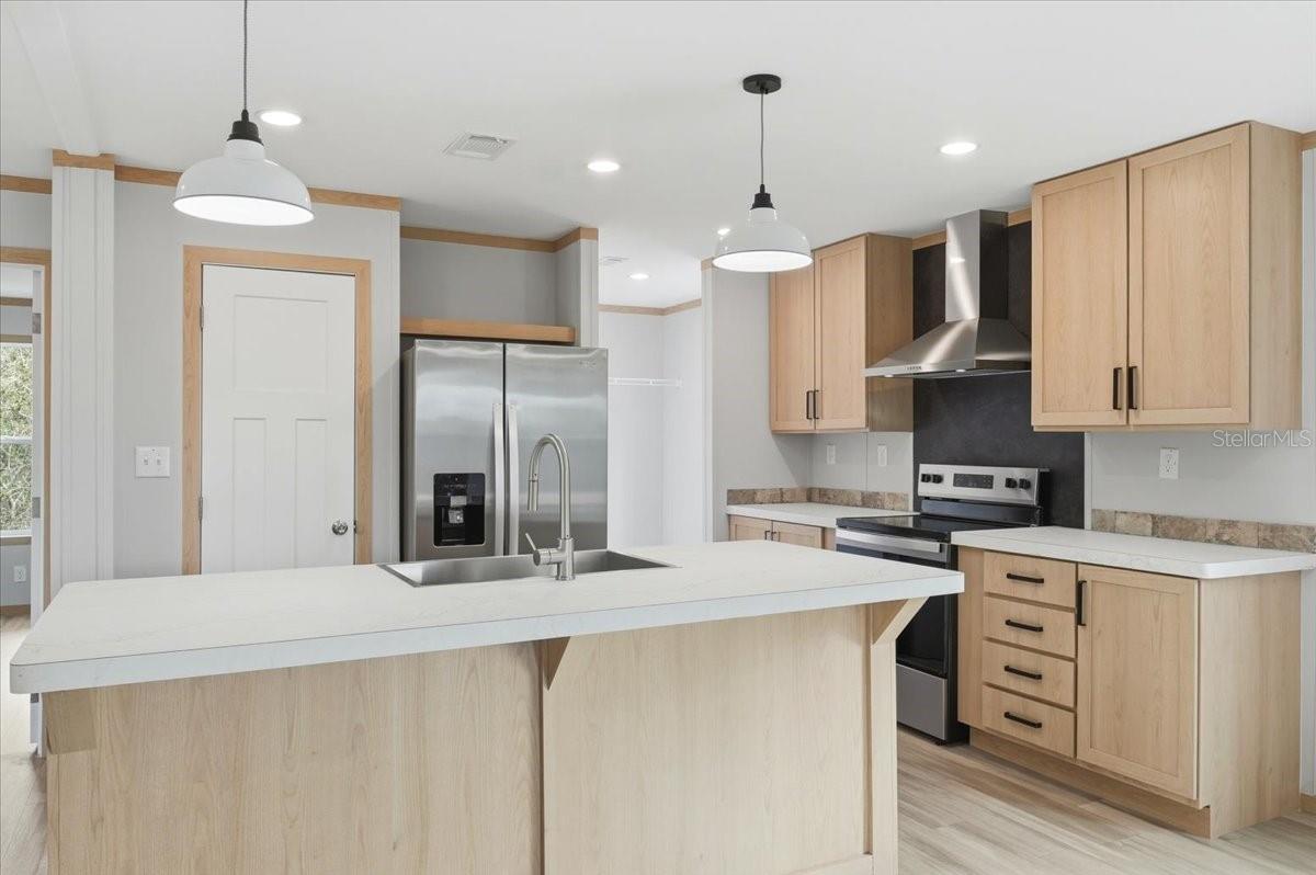 HALF MOON MINI- FARMS - Residential