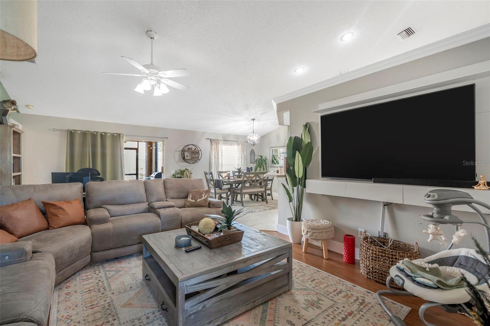 SOUTH POINTE PH 2A 2B - Residential