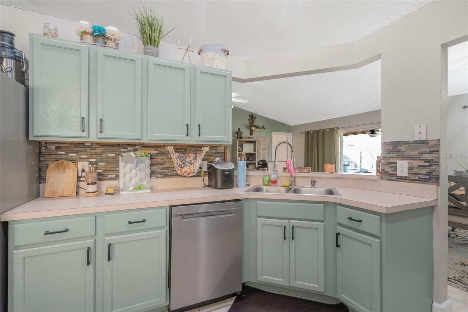 SOUTH POINTE PH 2A 2B - Residential