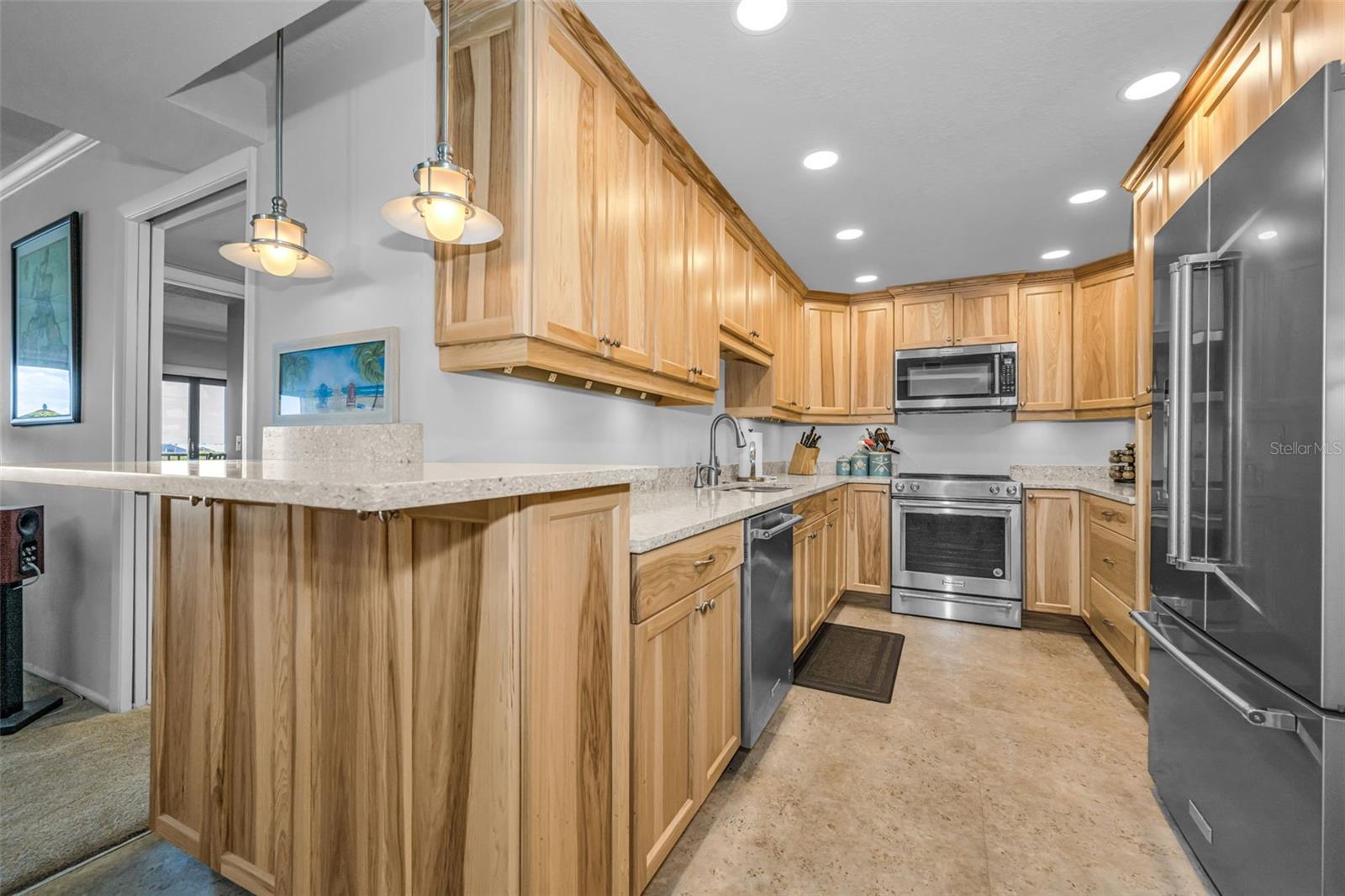 MEDITERRANEAN MANORS - Residential