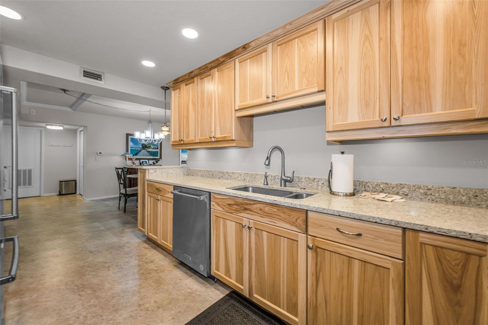 MEDITERRANEAN MANORS - Residential