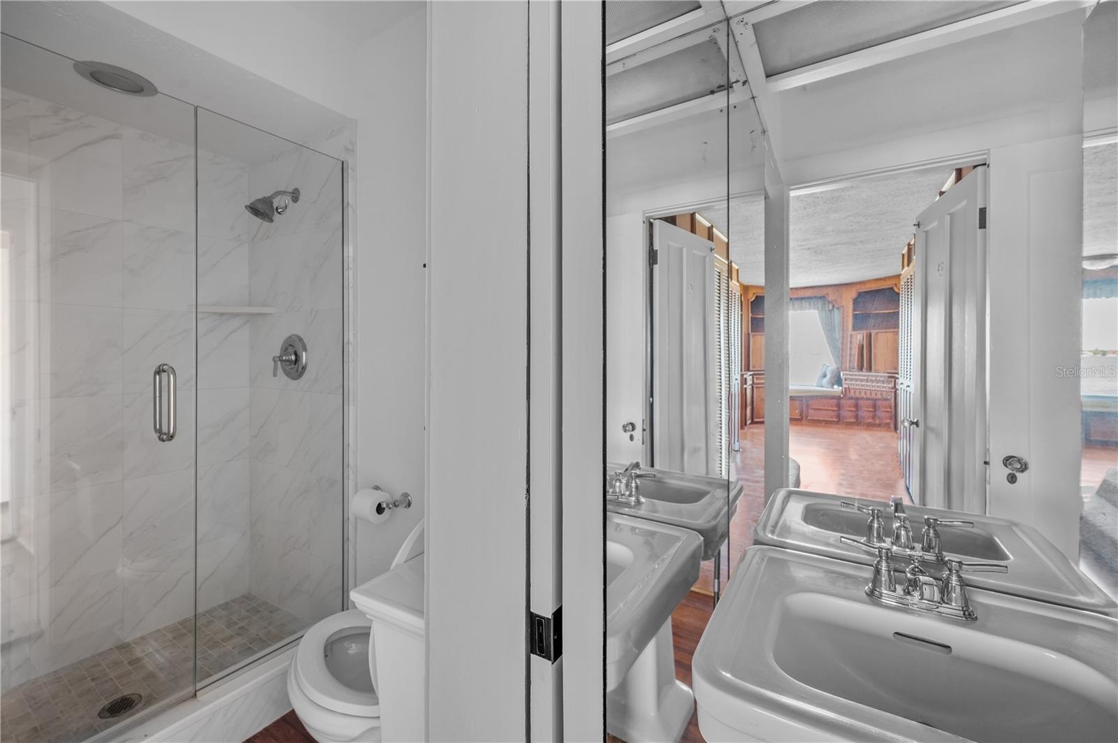 BAY ISLAND - Residential