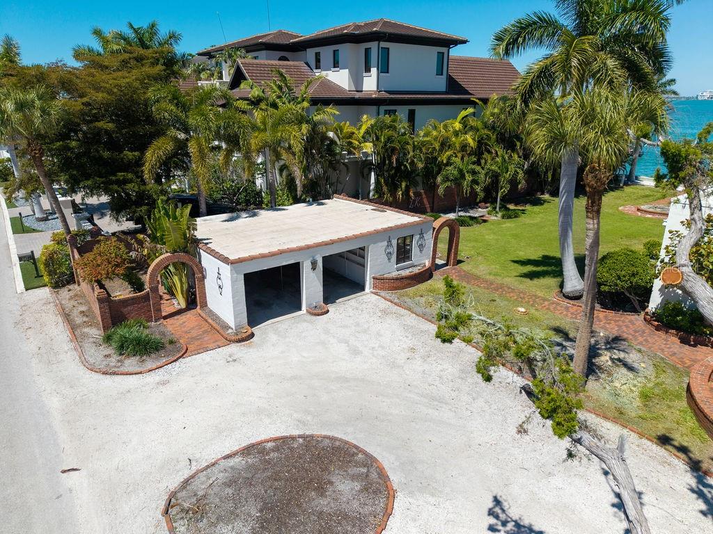 BAY ISLAND - Residential