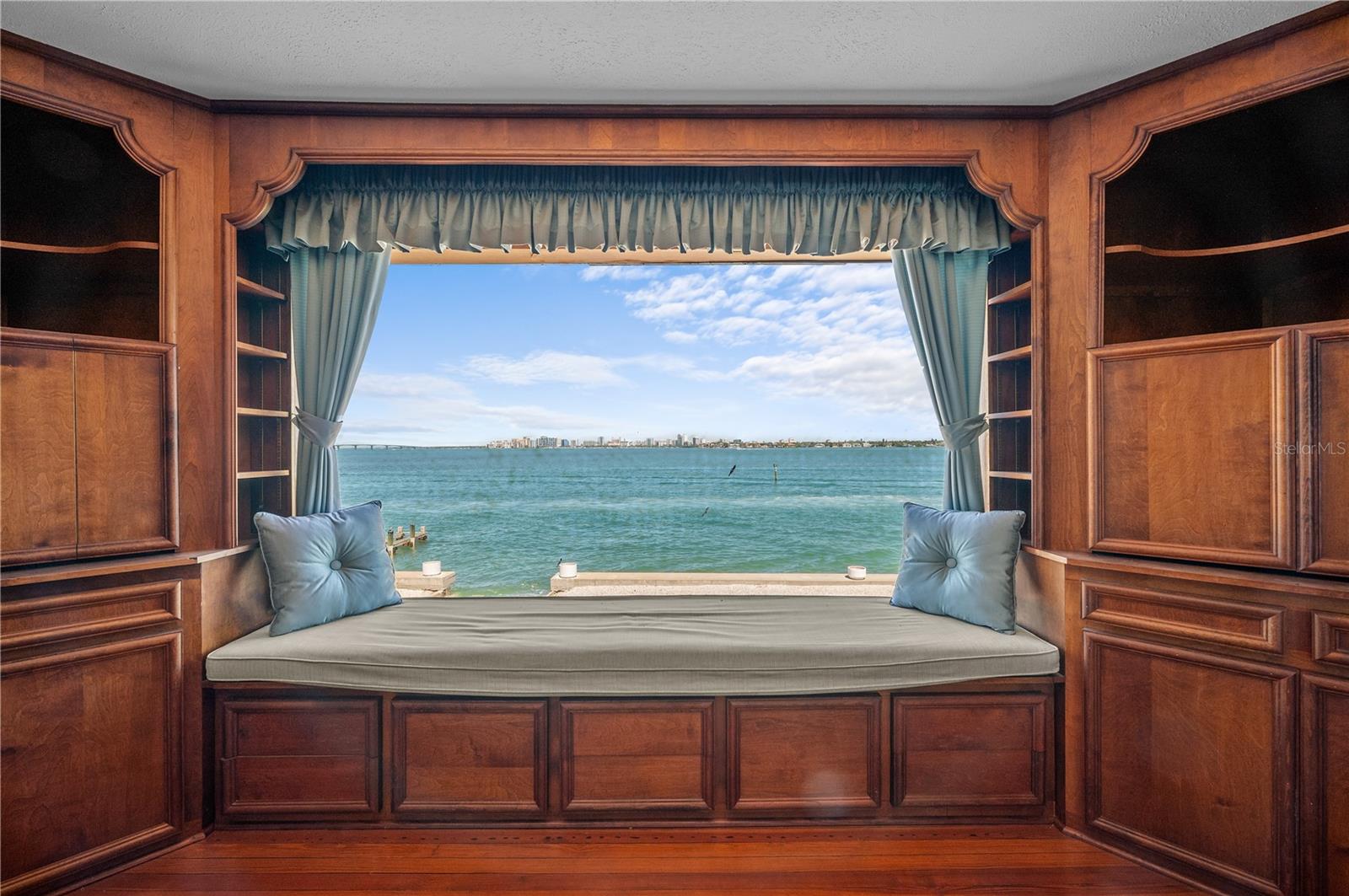 BAY ISLAND - Residential