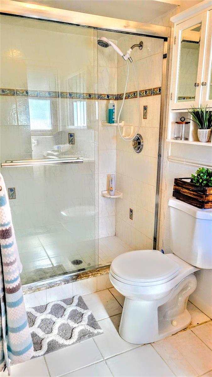 SOUTH GATE - Residential Lease