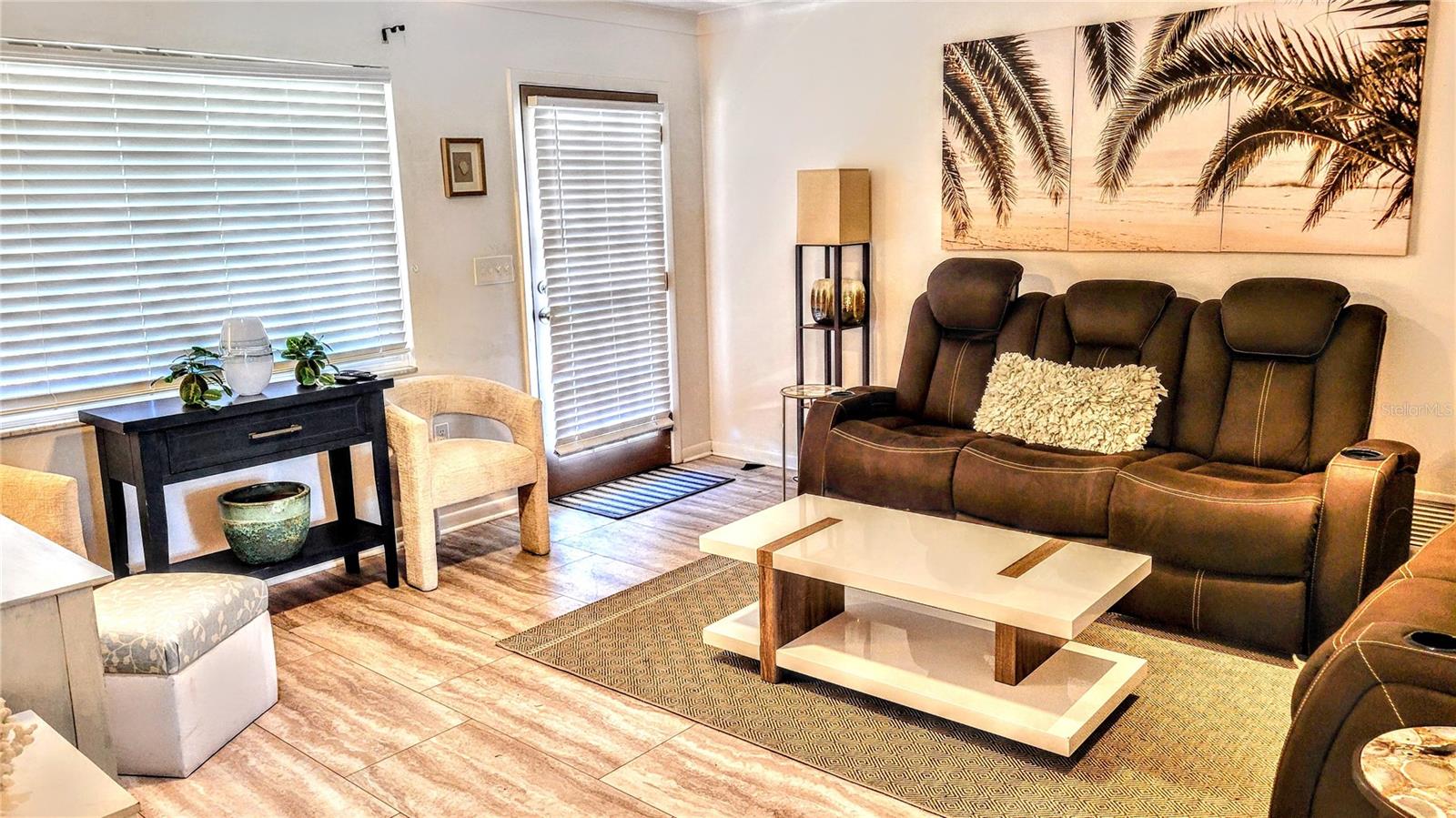 SOUTH GATE - Residential Lease