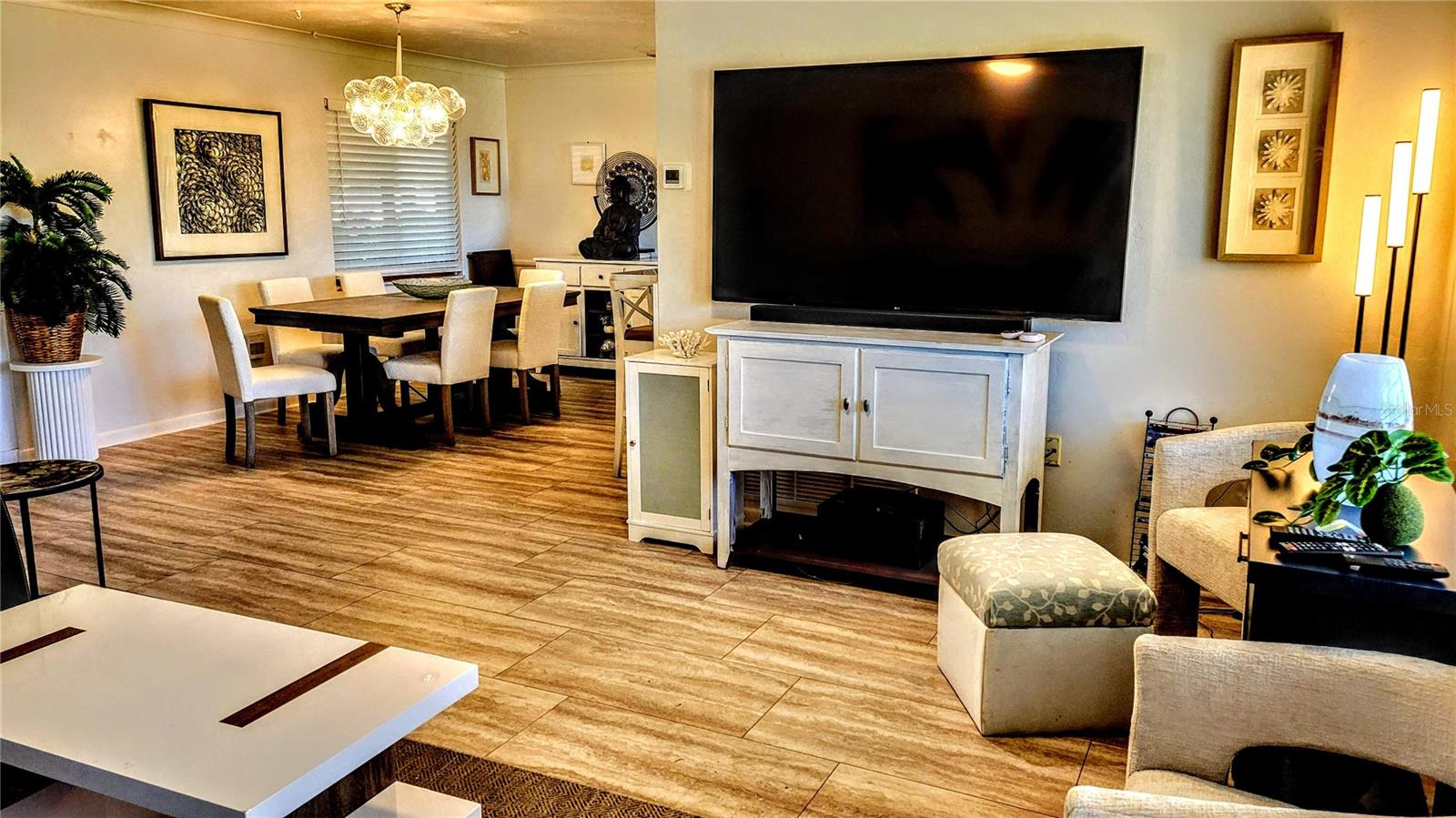 SOUTH GATE - Residential Lease