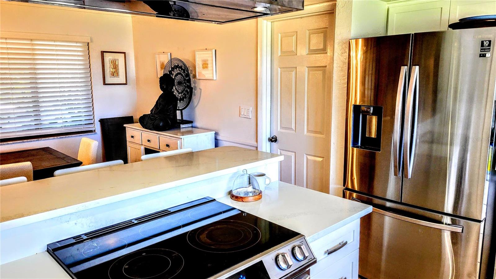 SOUTH GATE - Residential Lease