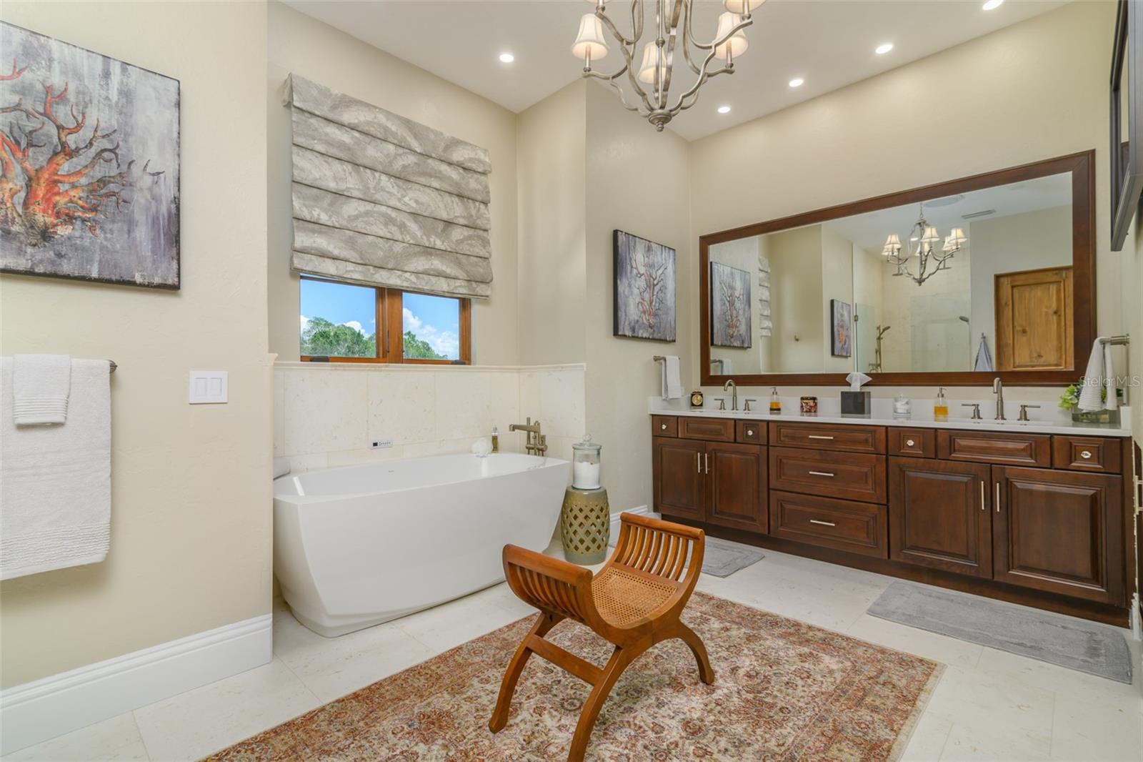 COCOANUT BAYOU - Residential