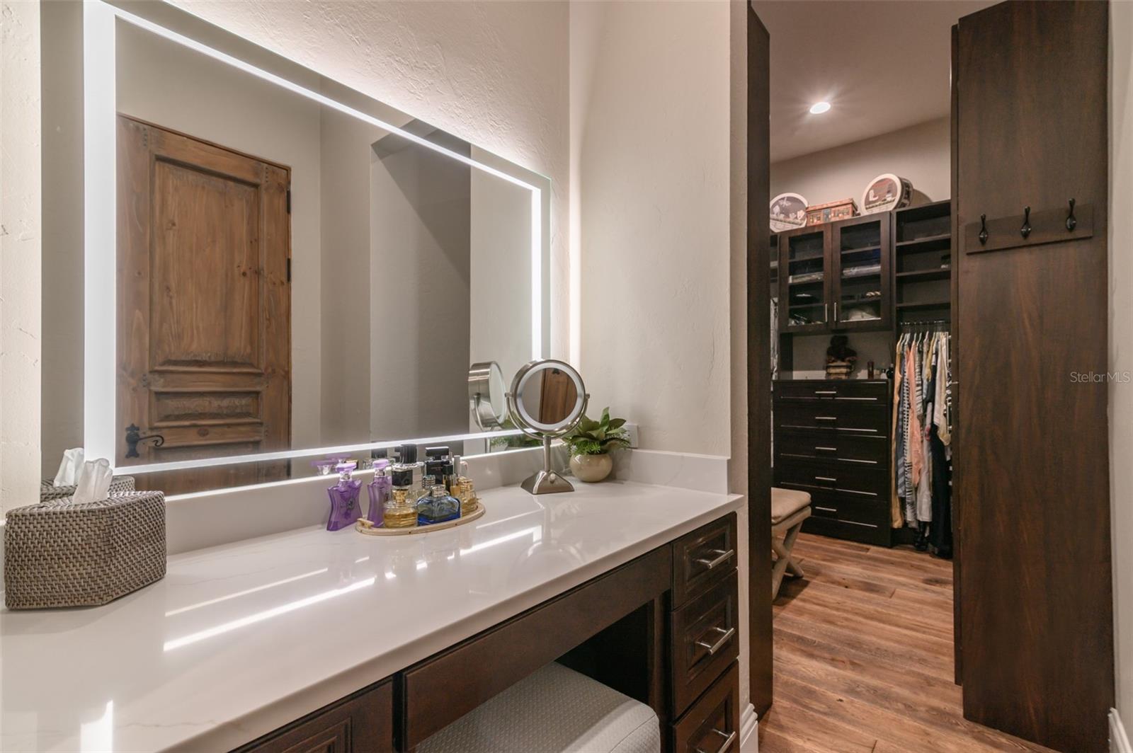 COCOANUT BAYOU - Residential