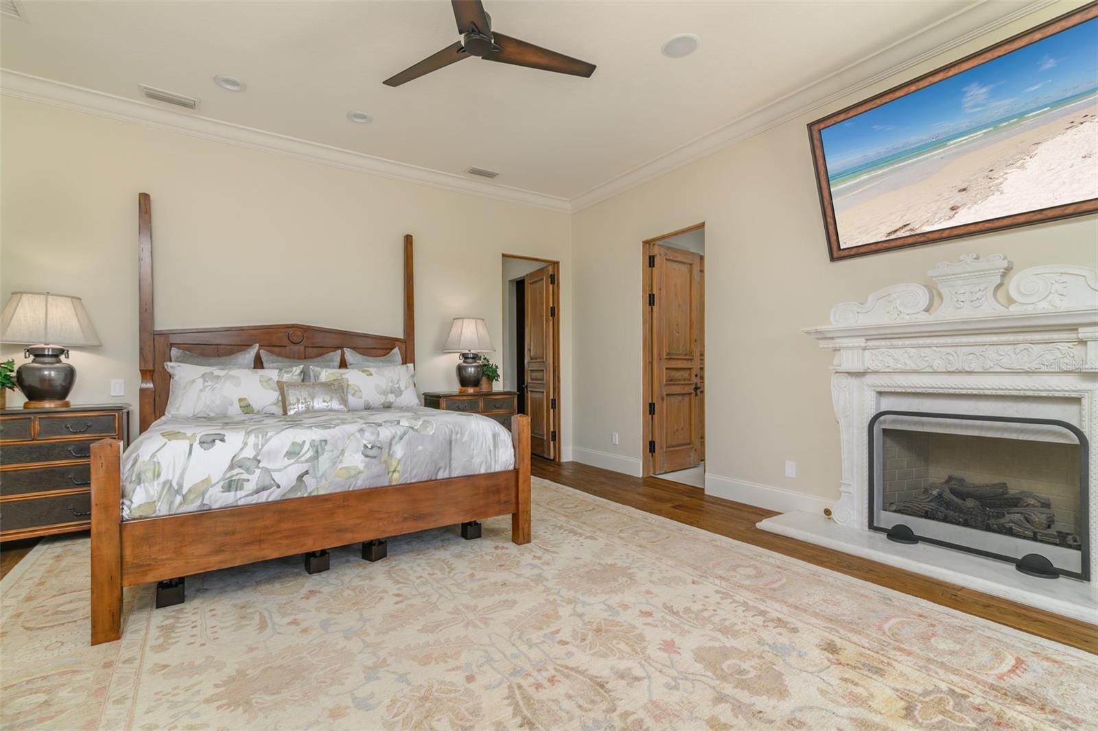 COCOANUT BAYOU - Residential