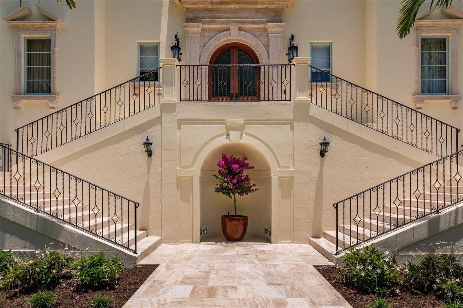 COCOANUT BAYOU - Residential