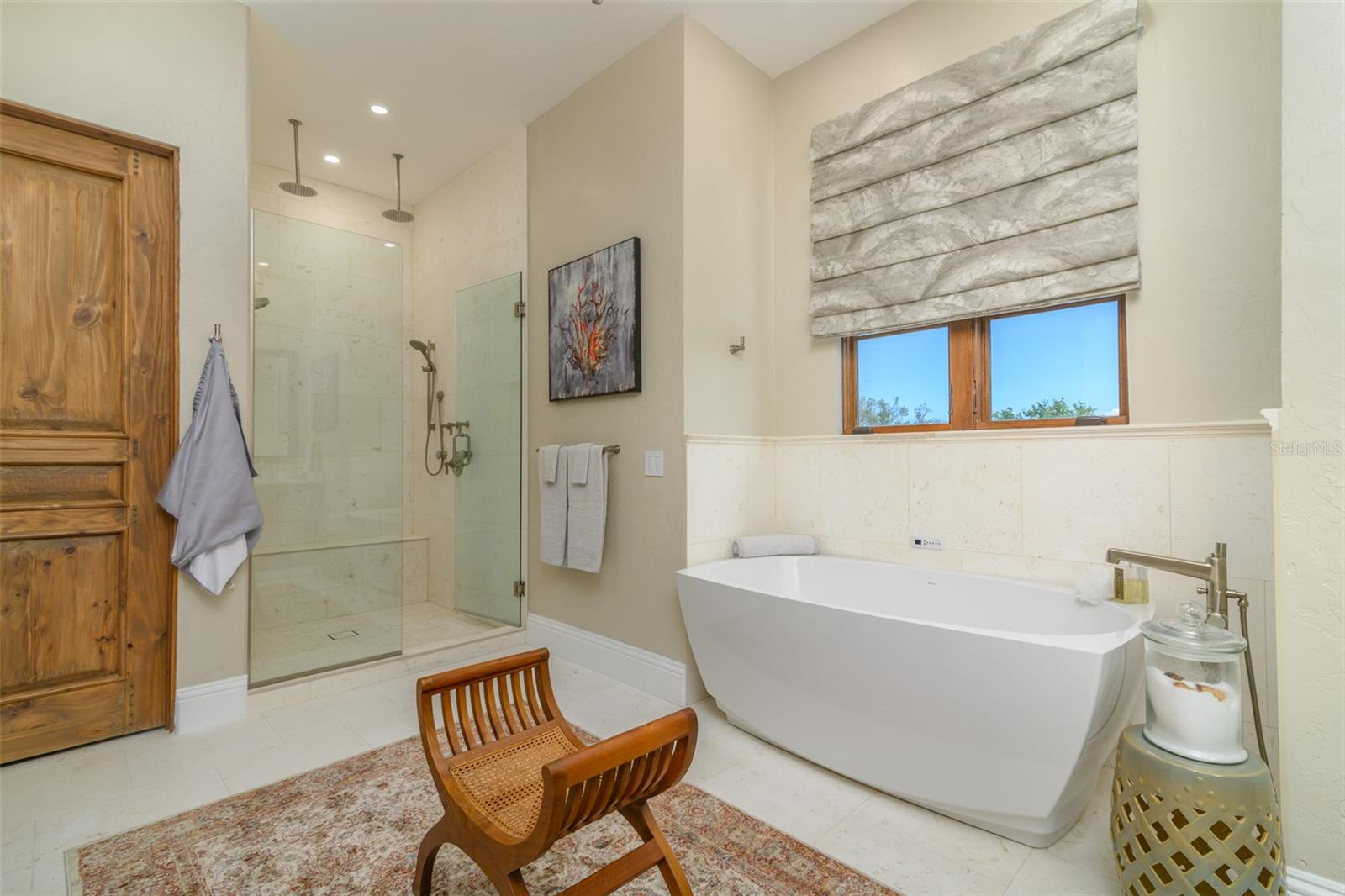 COCOANUT BAYOU - Residential