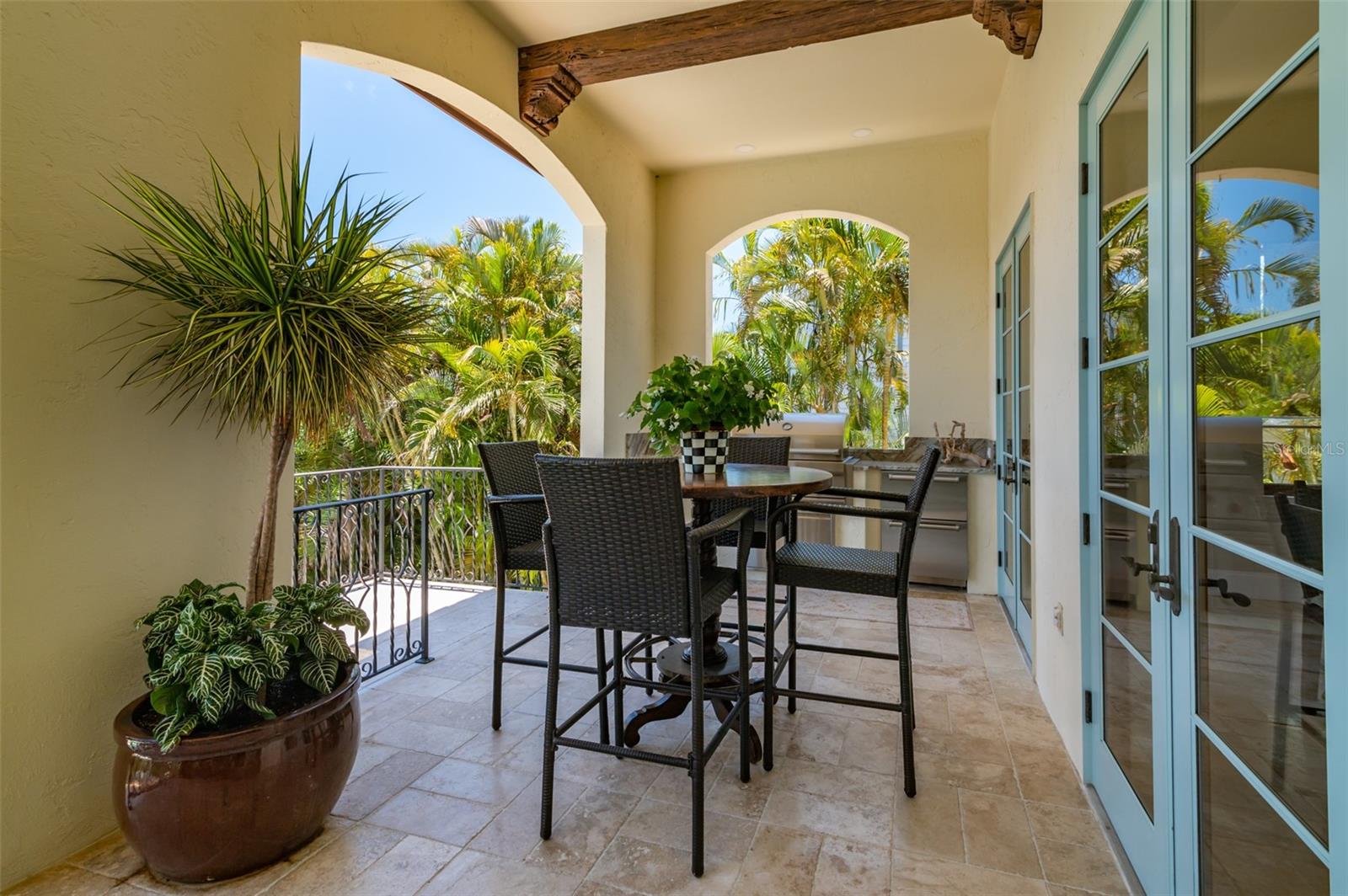 COCOANUT BAYOU - Residential