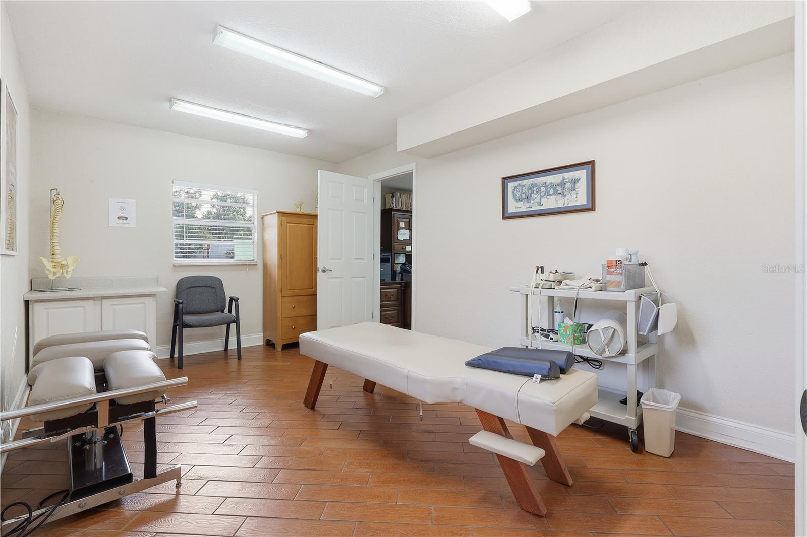 LINSLEY MRS F B ADD TO BRANDO - Commercial Sale