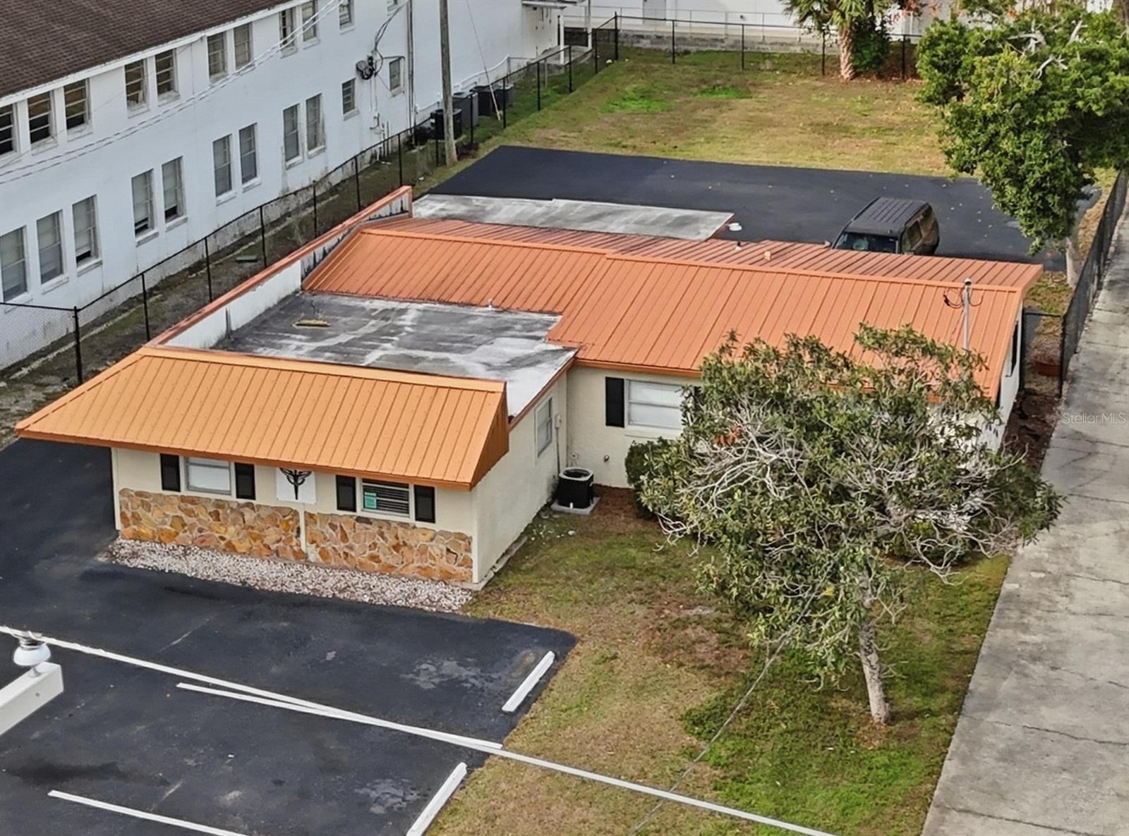 LINSLEY MRS F B ADD TO BRANDO - Commercial Sale