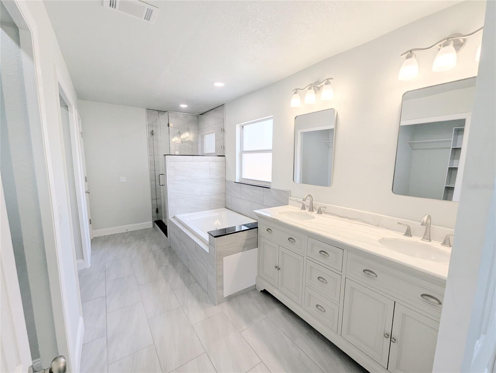 WALDEN LAKE UNIT 30 PH 1 SE - Residential
