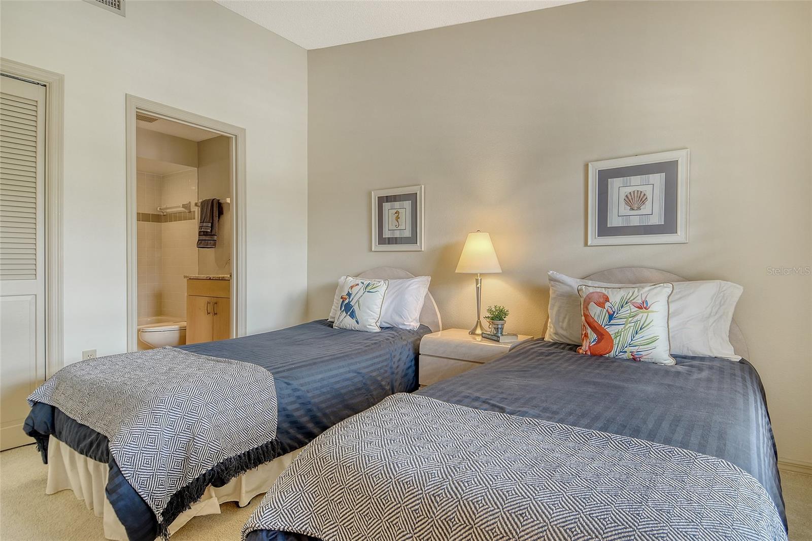 WEYBRIDGE - Residential