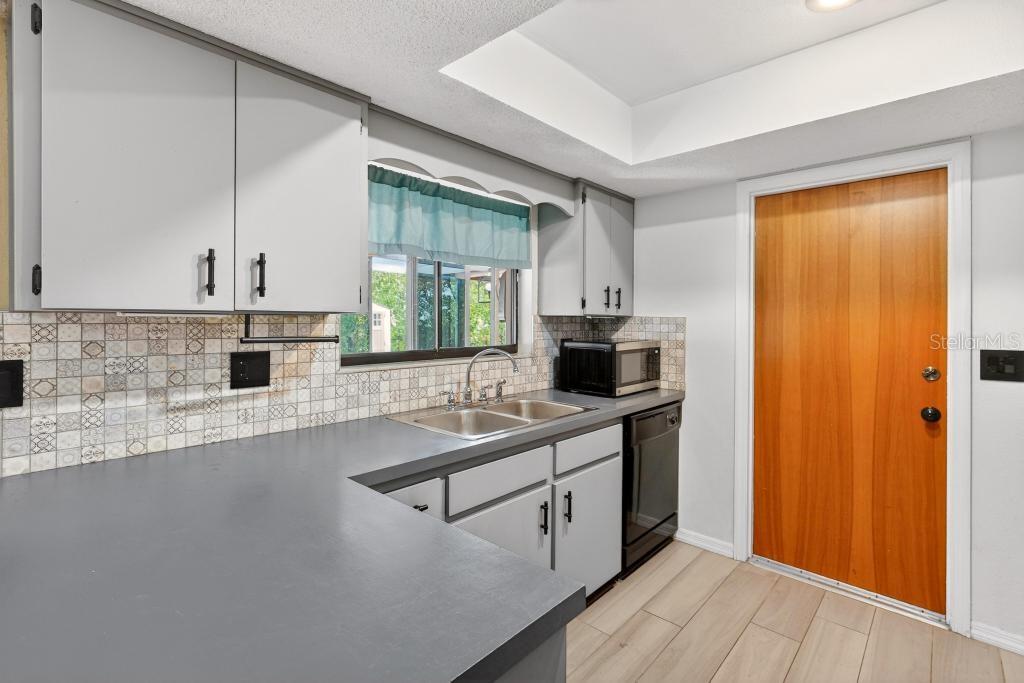 BREEZEWOOD PARK UNIT 06 - Residential