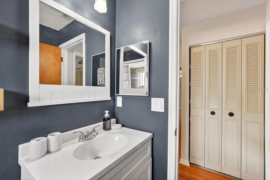 BREEZEWOOD PARK UNIT 06 - Residential