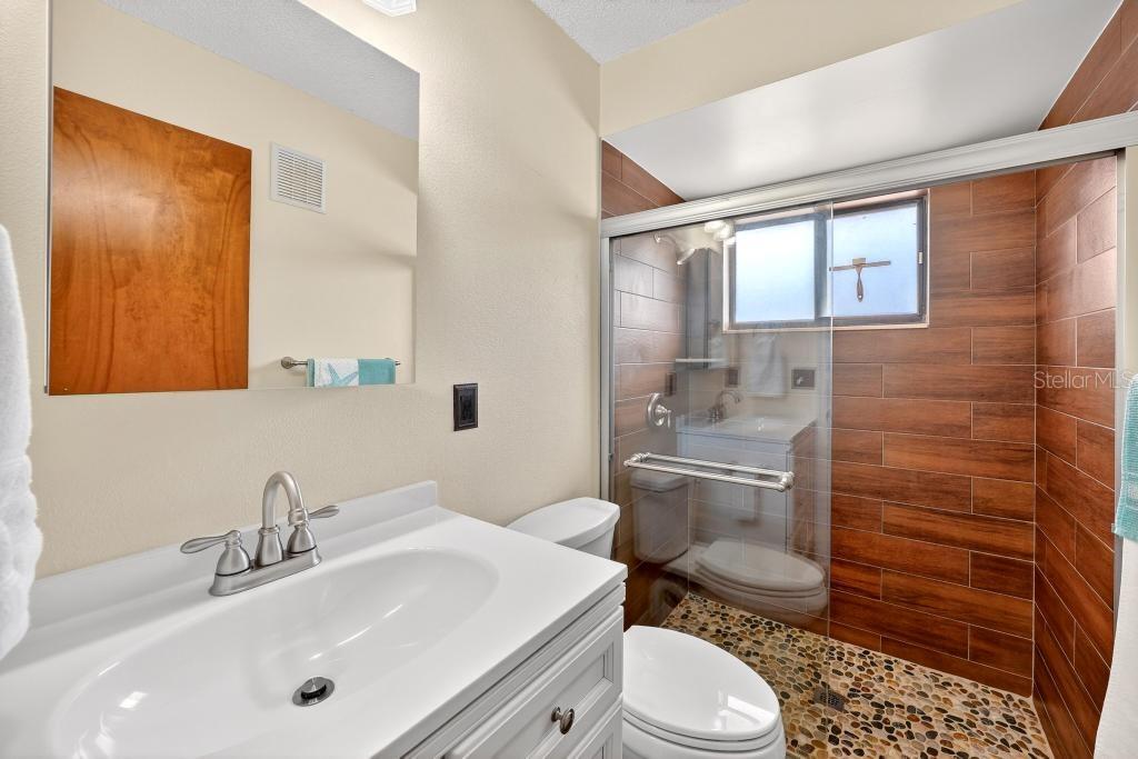 BREEZEWOOD PARK UNIT 06 - Residential