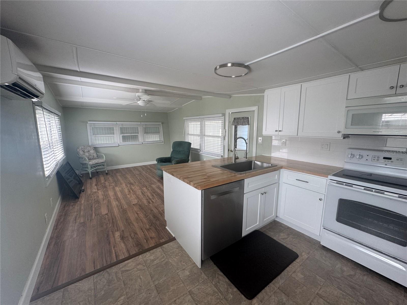 SOUTH WINDS MHP CO-OP - Residential