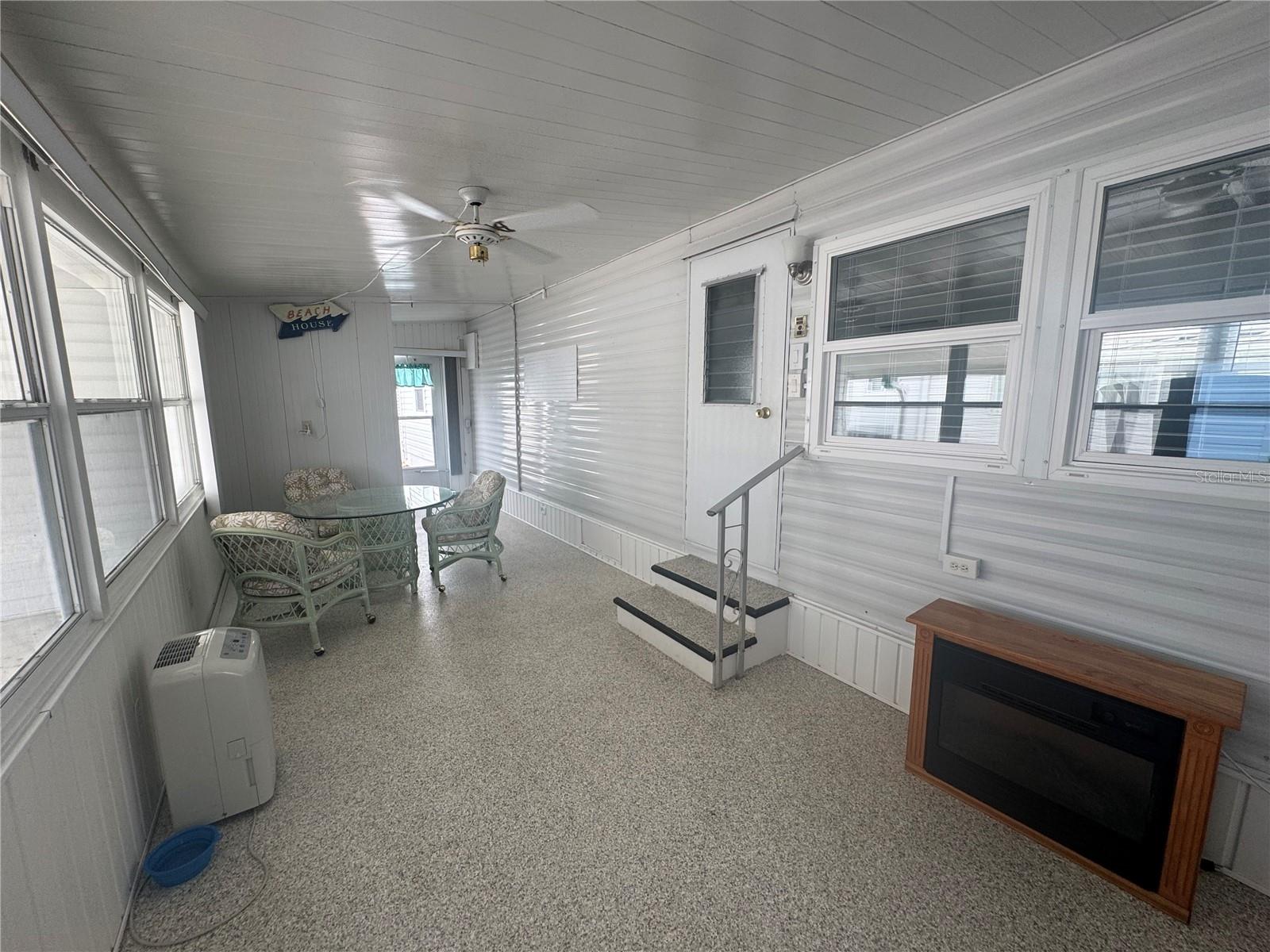 SOUTH WINDS MHP CO-OP - Residential