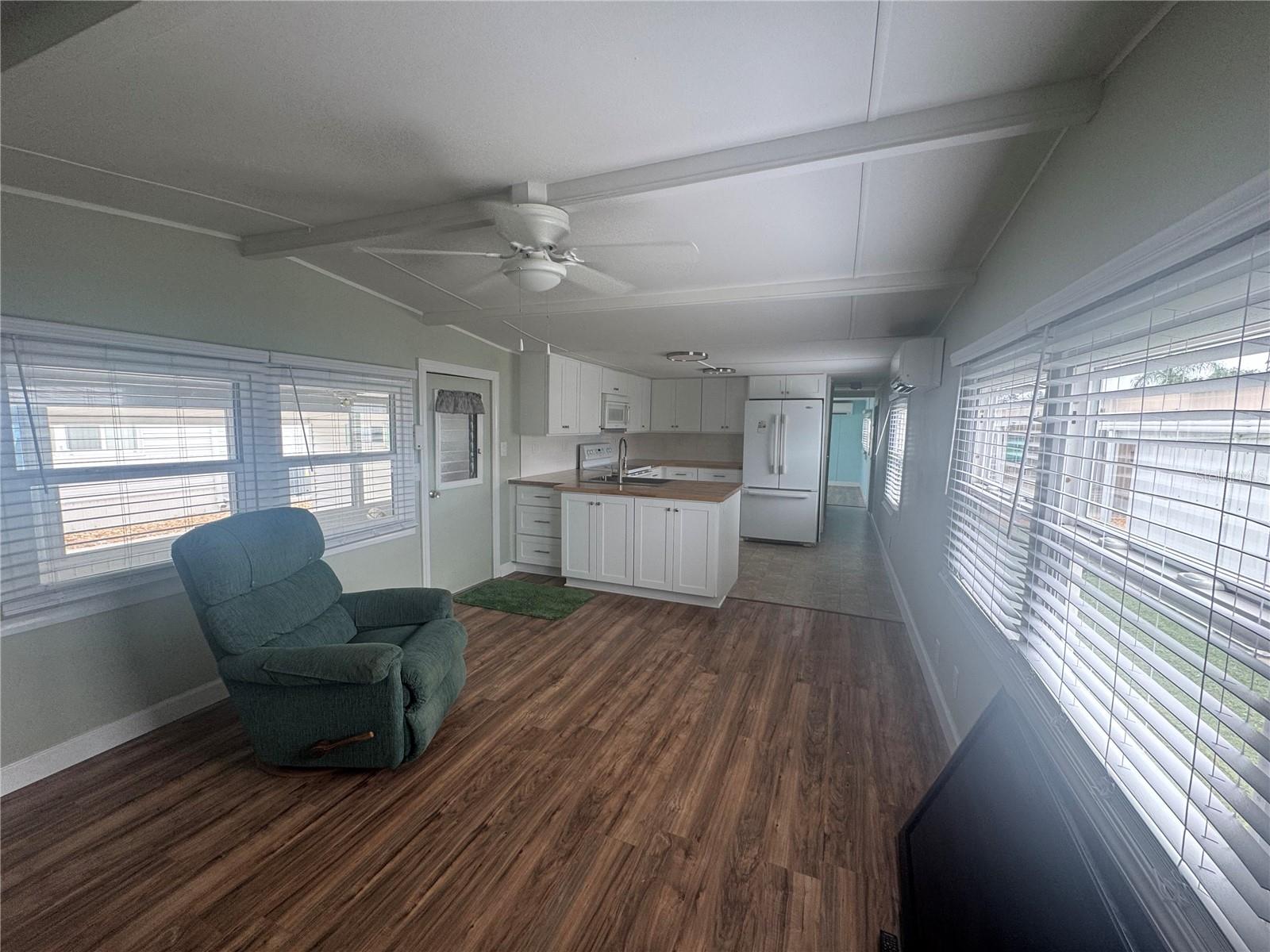 SOUTH WINDS MHP CO-OP - Residential