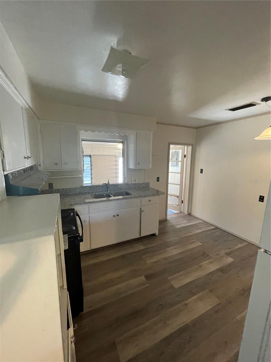 BALLARD HEIGHTS IN DEANBURG 04-17-30 - Residential Income