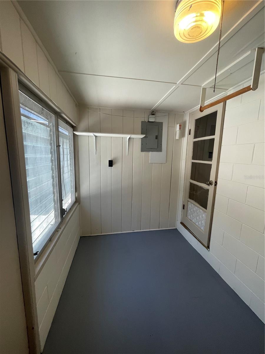 BALLARD HEIGHTS IN DEANBURG 04-17-30 - Residential Income