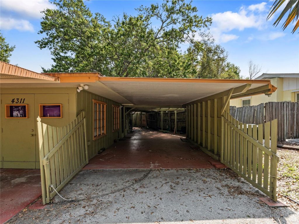 Photo of 4311 Foremere Place, Sarasota, FL 34231 (MLS # A4686842)