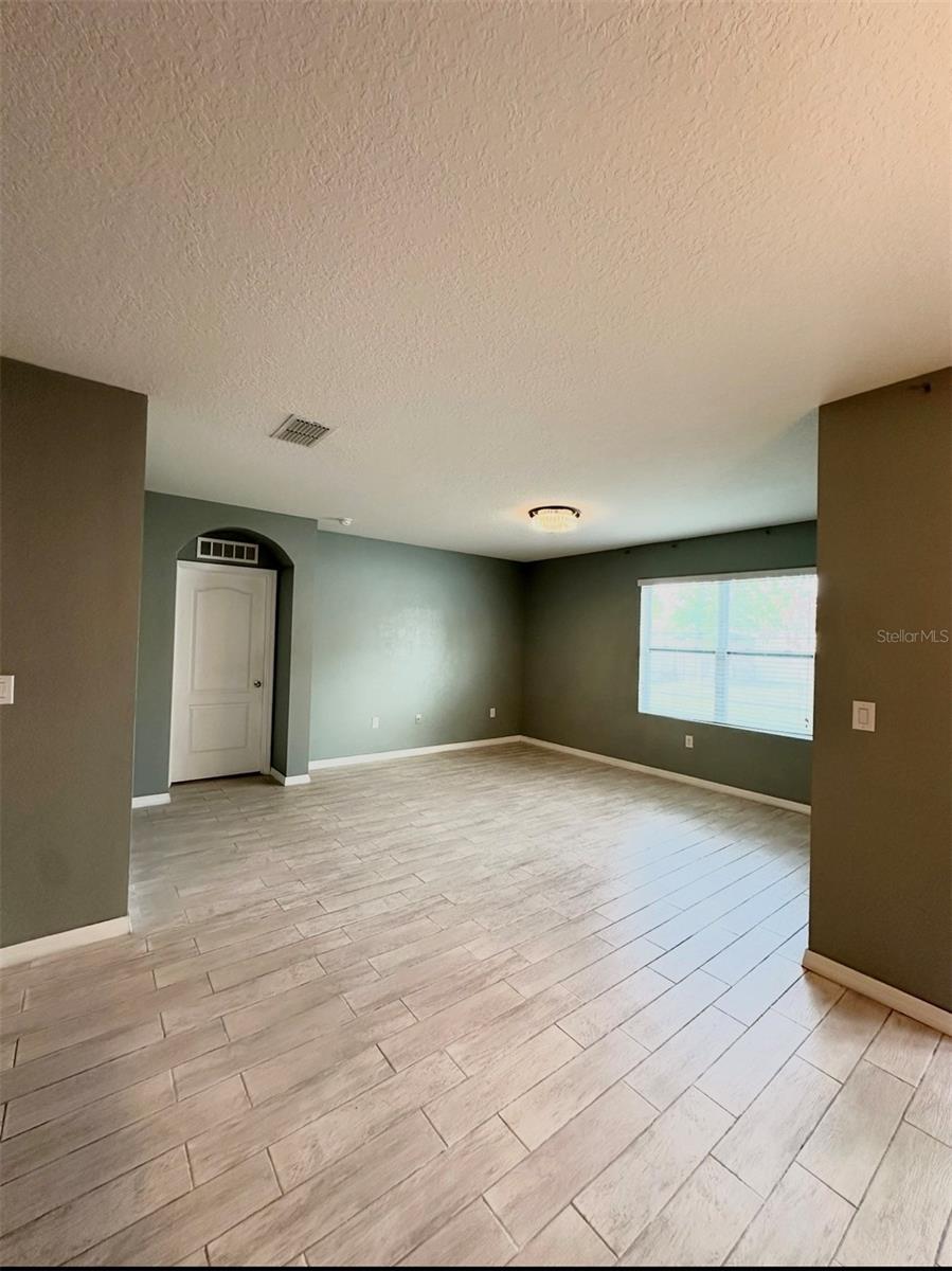 KINDRED PH 1C - Residential Lease