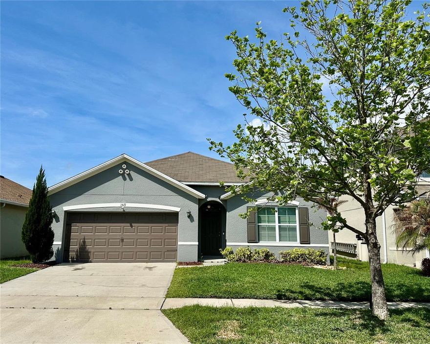 Move-in ready in Kindred! 4BR/2BA home (1,846 sq ft) with open-concept layout and tile flooring in main areas. Kitchen flows to living/dining—great for everyday living and entertaining. Garage bonus room ideal for office/gym/playroom. Fenced backyard with paver patio + storage shed. Enjoy pool, clubhouse, fitness center, playgrounds & volleyball. Minutes to US-192, Turnpike, Lake Nona & MCO.