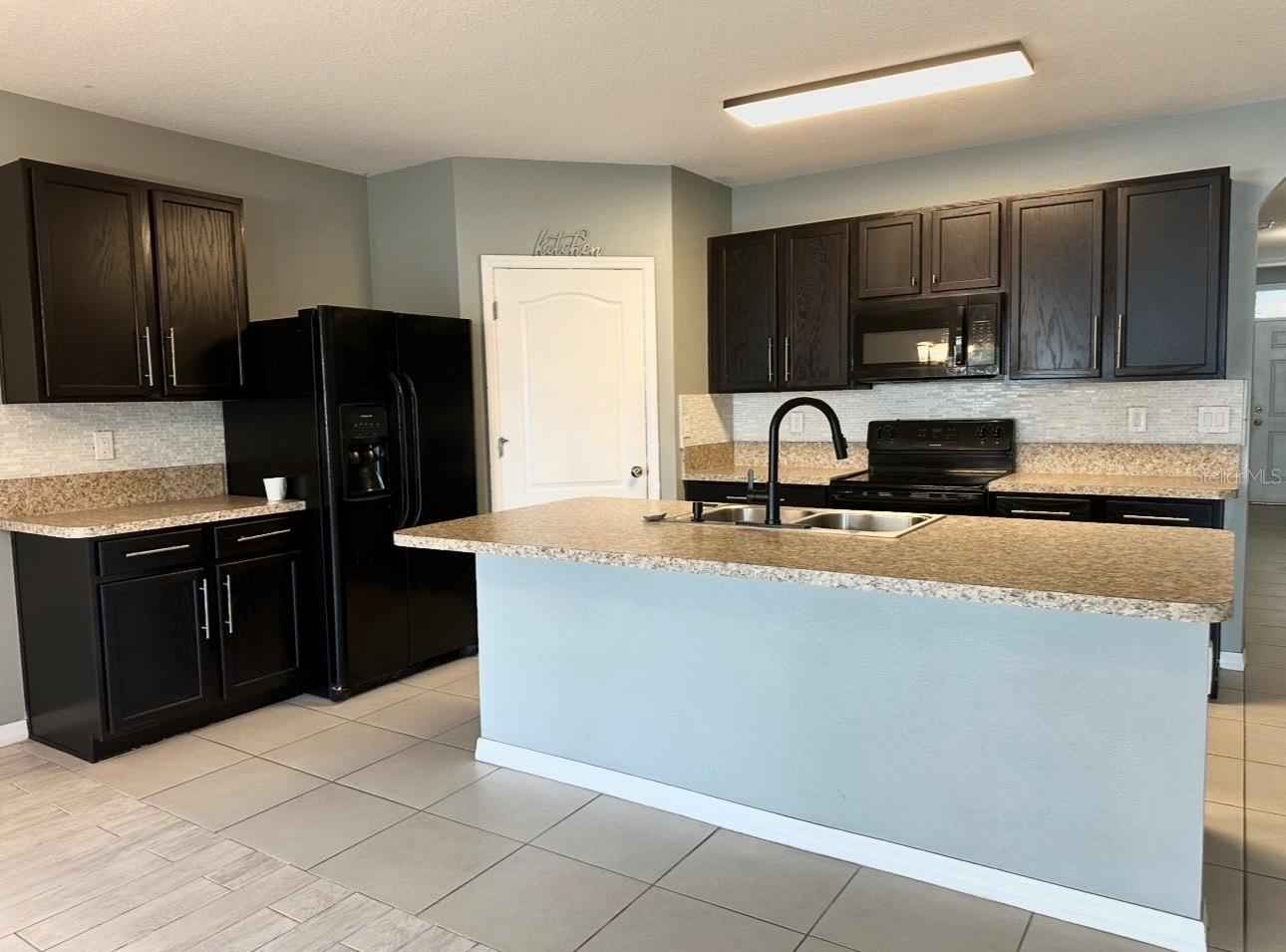 KINDRED PH 1C - Residential Lease