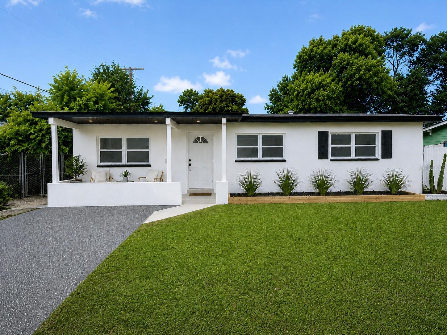 LAKE CITRUS ESTATES - Residential
