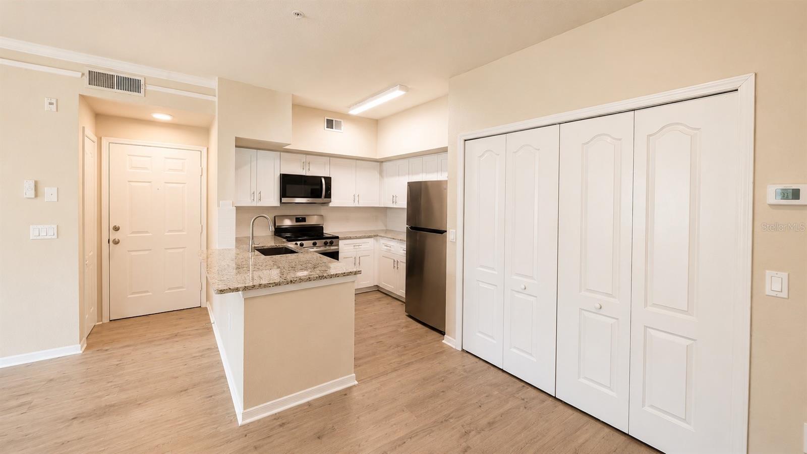 4142 CENTRAL SARASOTA PARKWAY 1423