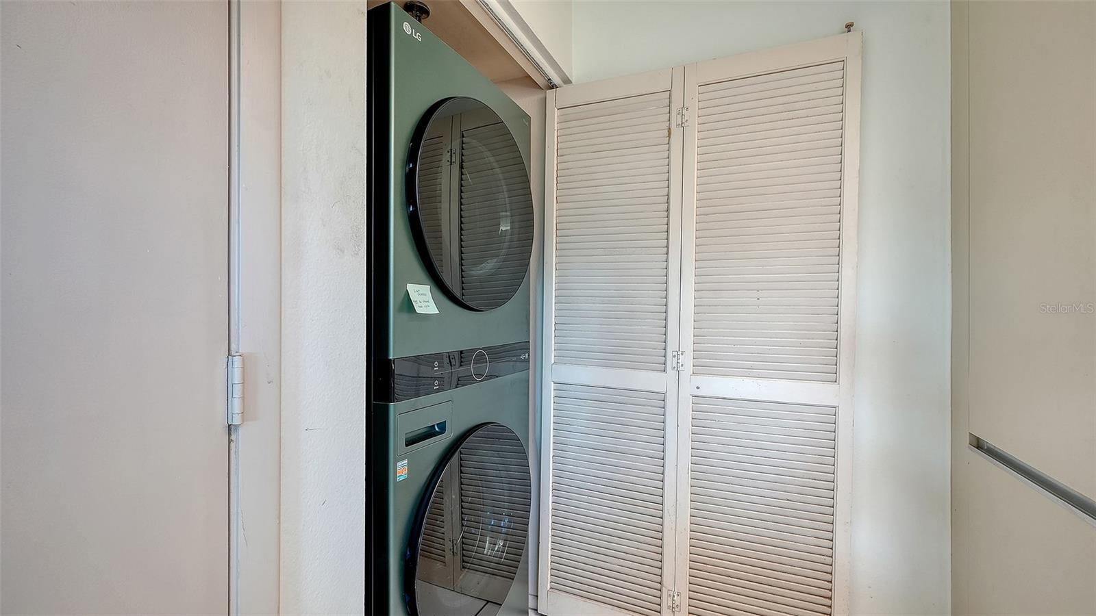 BEACHPLACE III - Residential